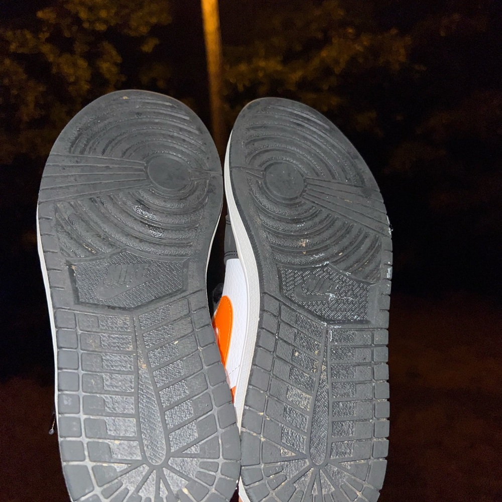 Jordan 1 Starfish⭐️ - Picture 3 of 4
